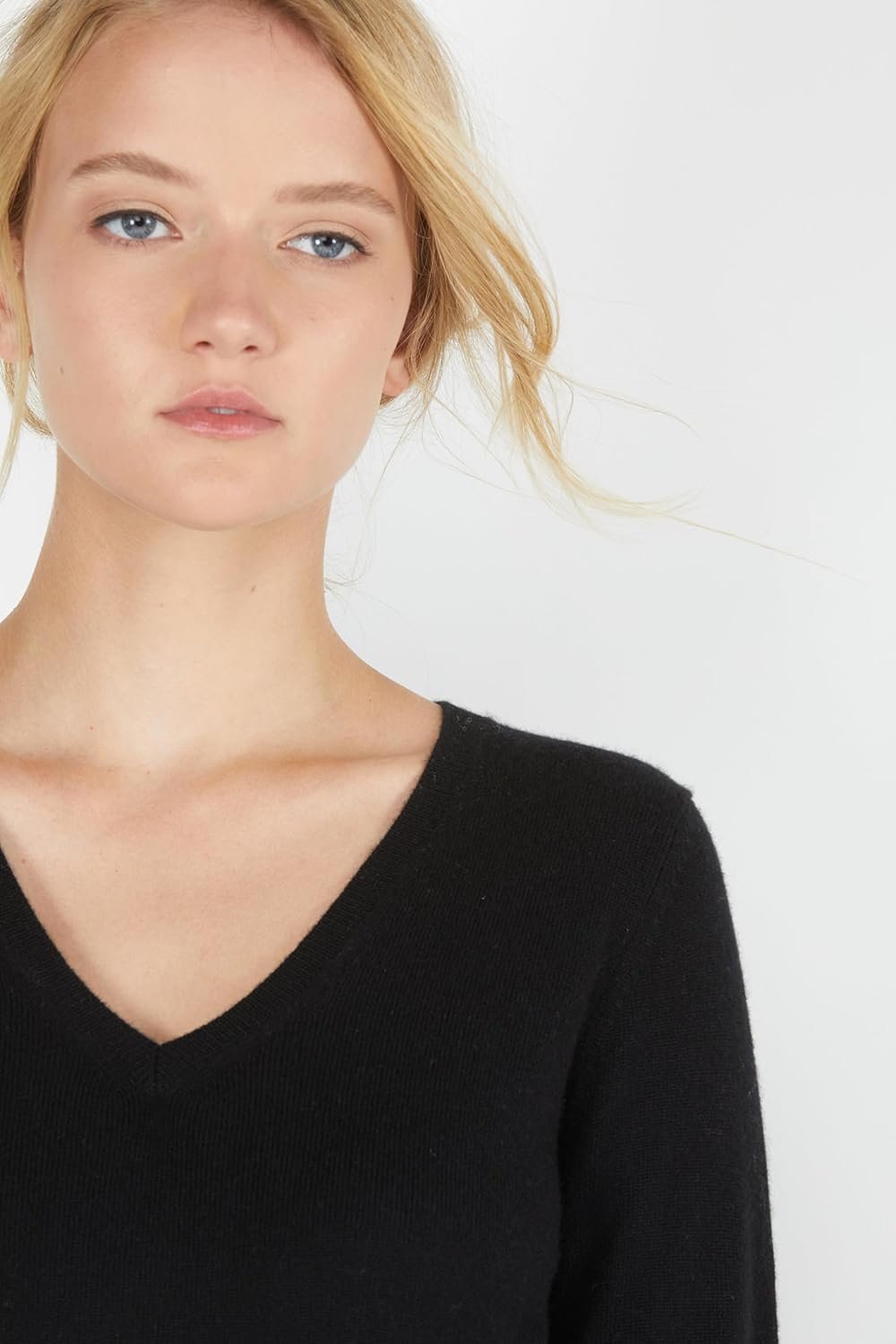 jennie liu women's 100% pure cashmere long sleeve pullover v neck sweater jennie liu women's 100% pure cashmere long sleeve pullover v neck sweater